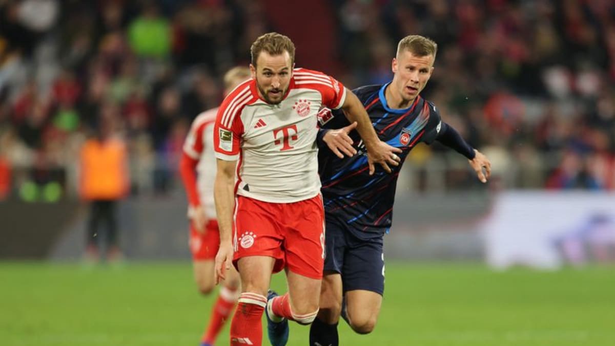 ‘Phenomenon’ Kane basks in praise after record goal run for Bayern