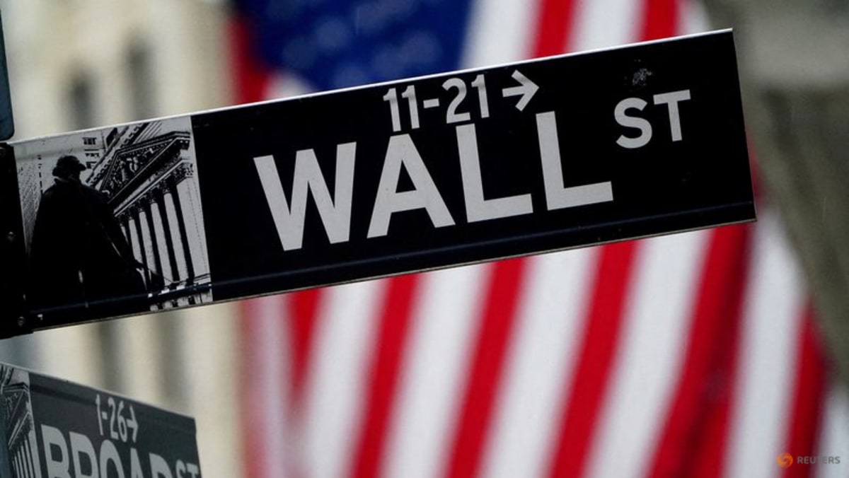 Wall Street yang ramai meningkatkan saham dunia dan Eropa;  tetes minyak