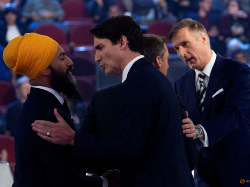 Canada's Trudeau strikes surprise deal to keep power until 2025 TODAY