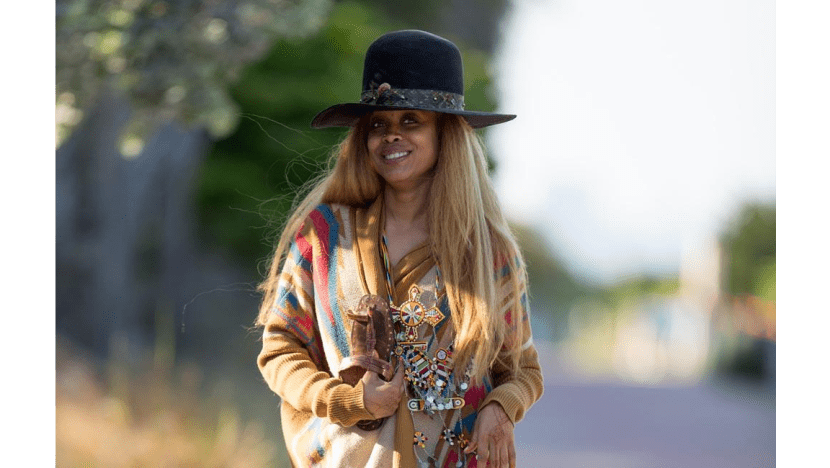 Commons Secret Support System Erykah Badu Family Were There - y7iz9w3