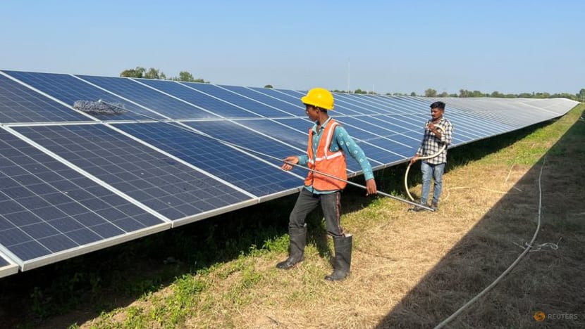 India, Japan launch $600 million fund for low carbon emission projects