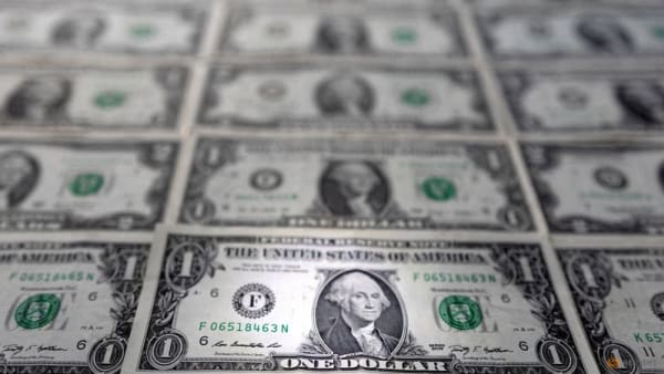 Dollar heads for weekly gain as investors weigh rates, recession risks - Channel News Asia (Picture 1)
