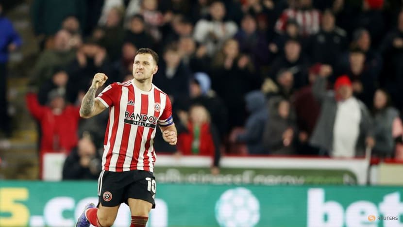 Forest fan jailed for head-butting Sheffield Utd skipper Sharp Forest fan jailed for head-butting Sheffield Utd skipper Sharp
