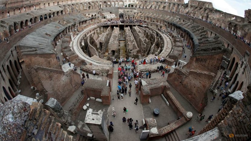 Italy's antitrust investigates inflated prices for Colosseum tickets