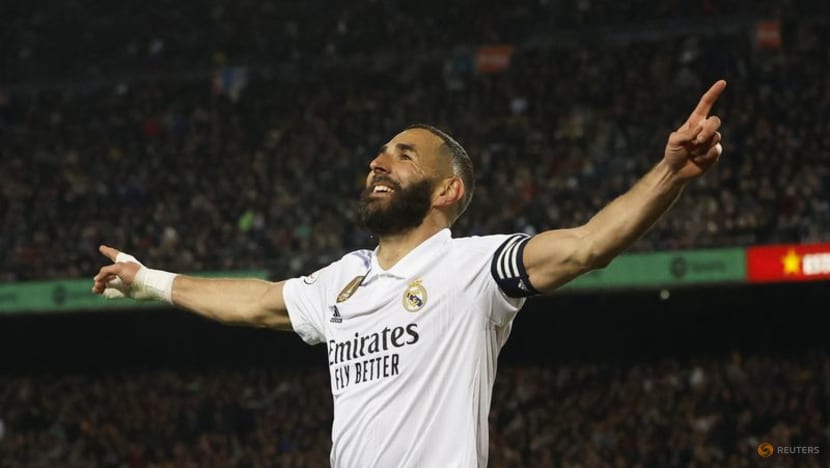 Barcelona stunned as Benzema hat-trick sends Real into Copa final Barcelona stunned as Benzema hat-trick sends Real into Copa final