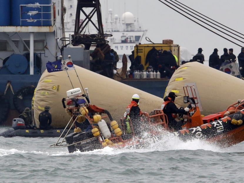 Ferry did not take sharp turn before sinking: South Korea