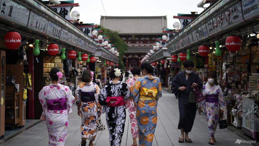 Japan to open to tourists after 2 years but only with masks, insurance, guides