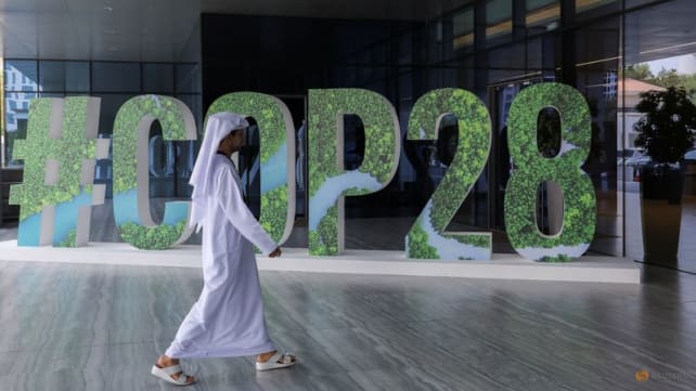 Big Oil, heavy industry discuss emission curbs ahead of COP28 