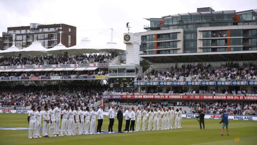 Cricket-Rahul, Rohit fire as India make England bowlers toil at Lord's Cricket-Rahul, Rohit fire as India make England bowlers toil at Lord's