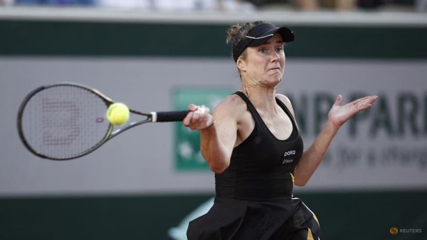 Svitolina returns to French Open quarter-finals by downing Kasatkina