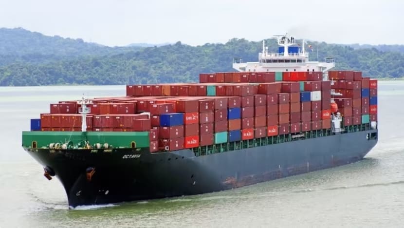  Kapal kontena SG ditunda ke pelabuhan selepas hilang kuasa di New Zealand