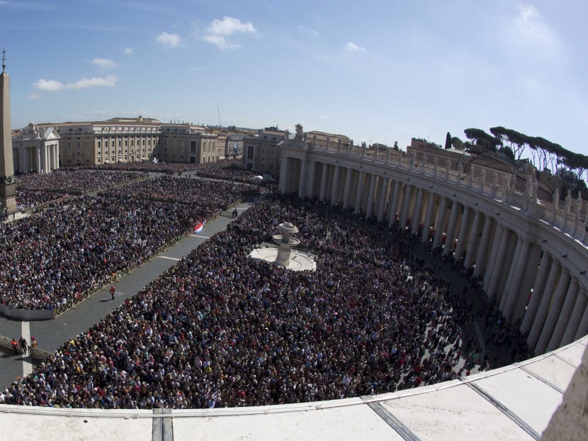 Pope Francis prays for peace in Ukraine, Syria on Easter Sunday