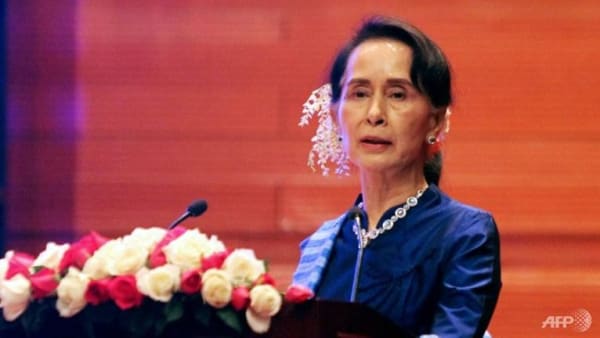 Aung San Suu Kyi dipindahkan dari penjara ke penahanan dalam rumah