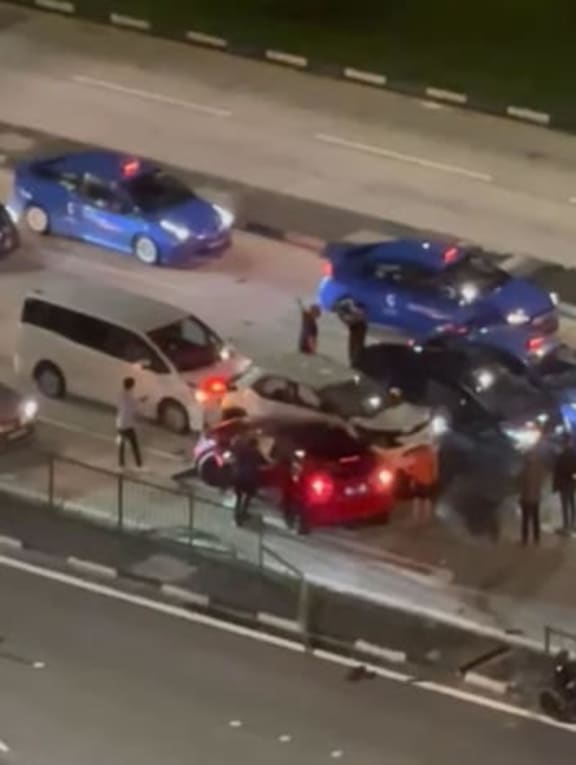 Screengrab from a video showing the scene of the crash in Tampines. (Video: Facebook/ROADS.sg)