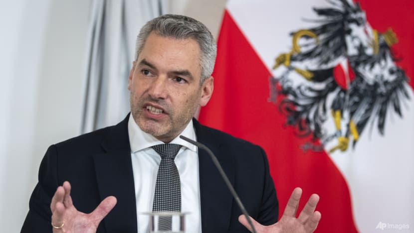 Austrian parliament to vote on universal vaccine mandate Austrian parliament to vote on universal vaccine mandate