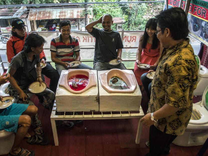 Gallery: Indonesian toilet cafe serves up stomach-churning food