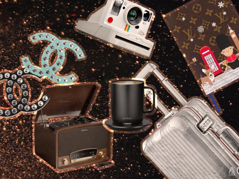 10 Creative And Affordable Gifts To Give K-Pop Fans This Christmas -  Koreaboo