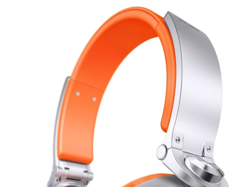 Sony headphones pump up the bass