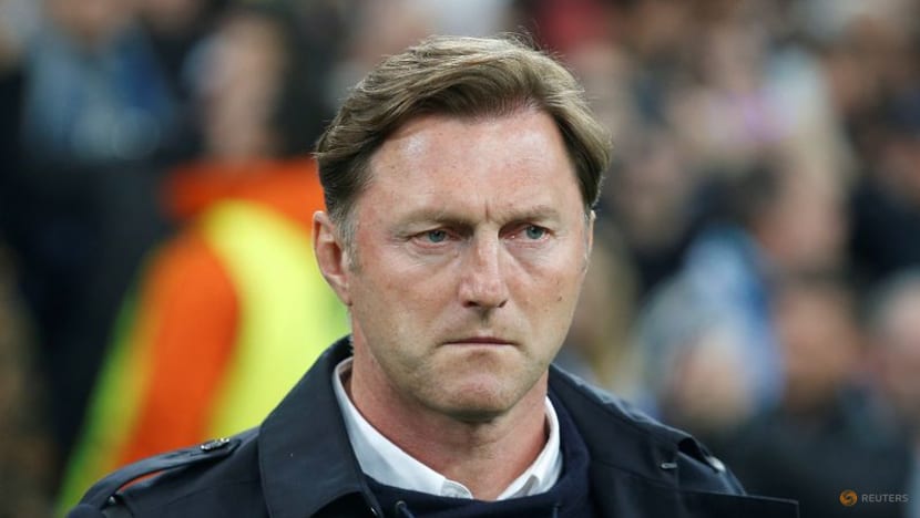 Southampton sacks Hasenhuettl with club in relegation zone Southampton sacks Hasenhuettl with club in relegation zone