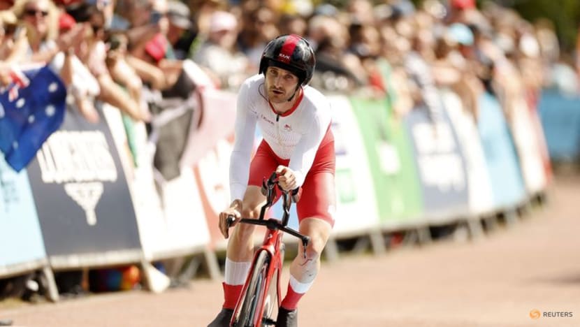 Britain's Bigham sets men's Hour record Britain's Bigham sets men's Hour record