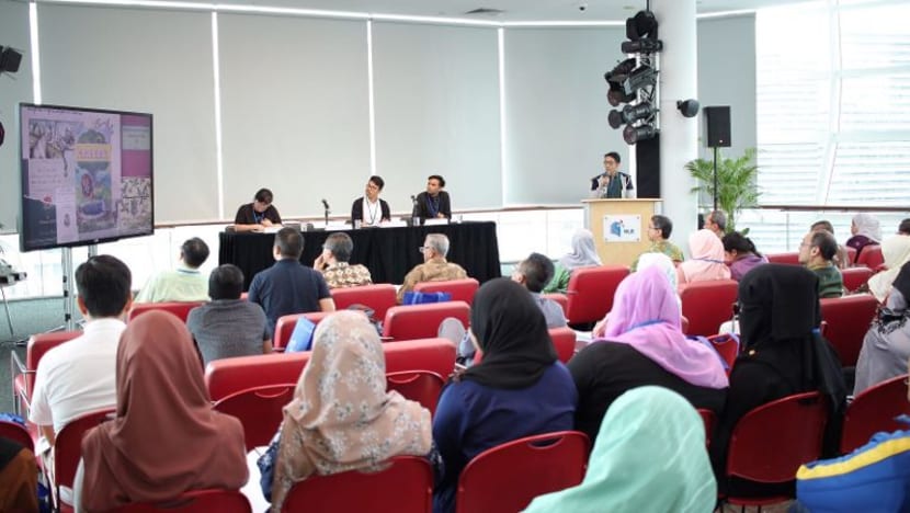 12 kertas kajian para mahasiswa dibentangkan dalam Seminar Manuskrip Melayu 2017