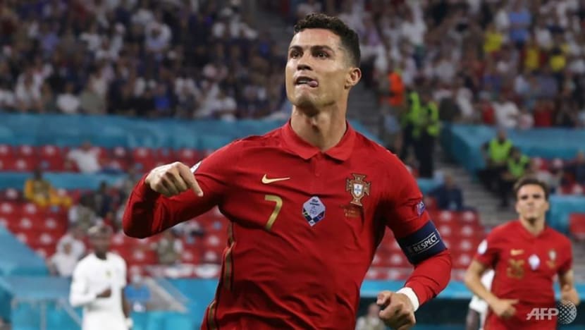 Commentary: Ronaldo’s move to Manchester United is great for fans but not so much for football Commentary: Ronaldo’s move to Manchester United is great for fans but not so much for football