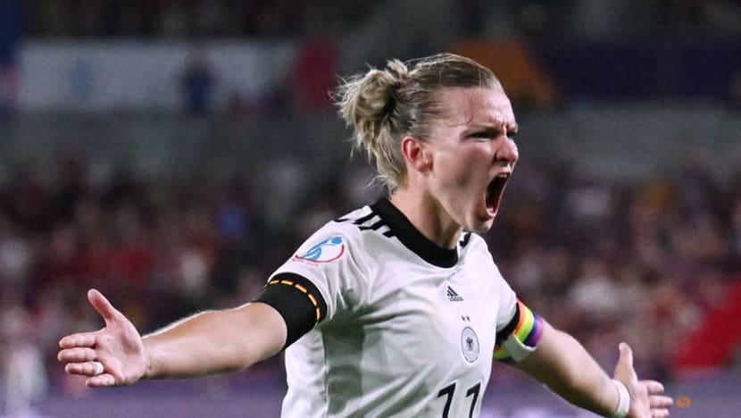 Popp press key to Germany win, says Voss-Tecklenburg Popp press key to Germany win, says Voss-Tecklenburg