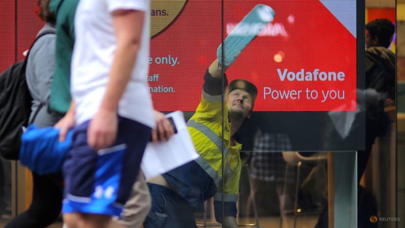 Australia unemployment dives to 48-year low as jobs boom Australia unemployment dives to 48-year low as jobs boom