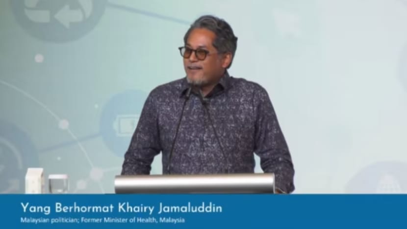 Mantan menteri kesihatan M'sia Khairy Jamaluddin pertimbang jadi calon presiden UMNO Mantan menteri kesihatan M'sia Khairy Jamaluddin pertimbang jadi calon presiden UMNO