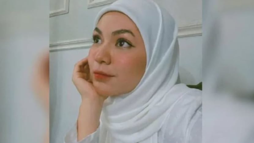 "Saya hampir gila tidak dapat jumpa anak-anak," kata Nad Zainal "Saya hampir gila tidak dapat jumpa anak-anak," kata Nad Zainal