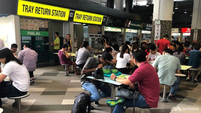 Commentary: Hawkers want to embrace cashless payments but say they need help tackling barriers Commentary: Hawkers want to embrace cashless payments but say they need help tackling barriers