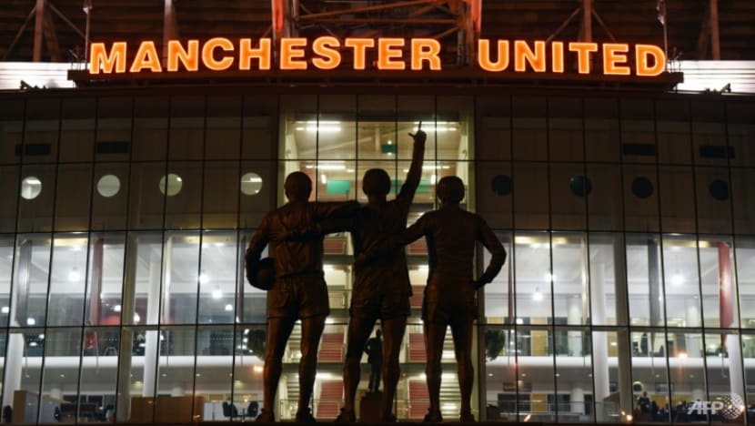 BBC apologises to fans after 'Manchester United are rubbish' gaffe BBC apologises to fans after 'Manchester United are rubbish' gaffe