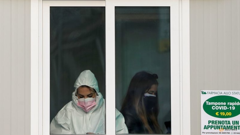 Italy reports 44 coronavirus deaths on Monday, 4,168 new cases Italy reports 44 coronavirus deaths on Monday, 4,168 new cases