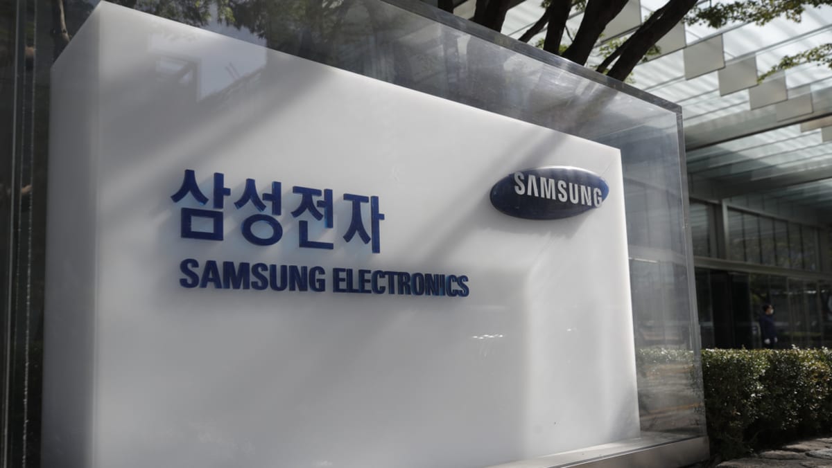 South Korea indicts ex-Samsung Elec executive for alleged data leak to China
