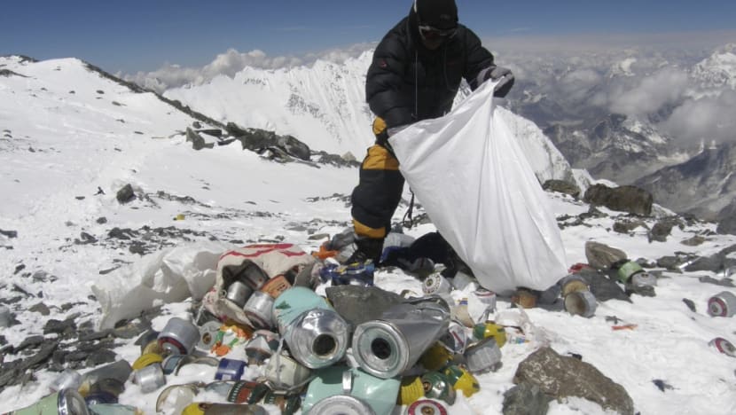 Commentary: Climbers have turned Mount Everest into a high-altitude garbage dump
