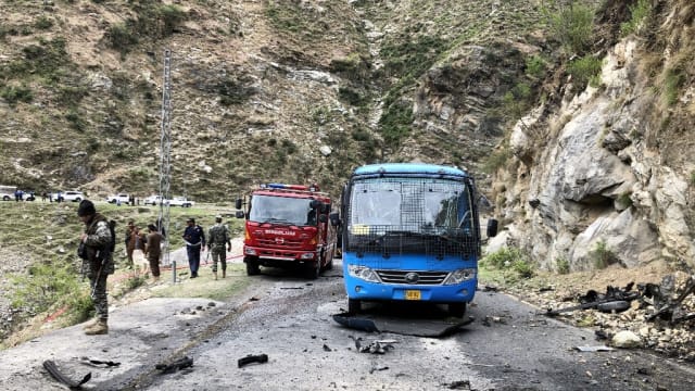 中国工程师车队在巴基斯坦遭自杀式袭击 六人死亡 