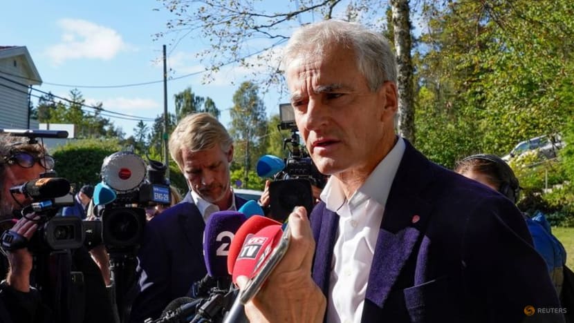 Norway's Labour, Centre parties agree to form minority government Norway's Labour, Centre parties agree to form minority government