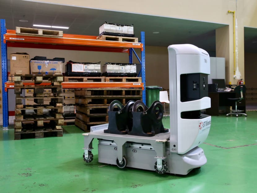 Augmented Reality (AR) and Virtual Reality (VR) initiatives are being developed and proof-of-concept trials will start at the Tuas Depot next year, said the Land Transport Authority and they will be used to train both maintenance and operations staff. Photo: Koh Mui Fong/TODAY Augmented Reality (AR) and Virtual Reality (VR) initiatives are being developed and proof-of-concept trials will start at the Tuas Depot next year, said the Land Transport Authority and they will be used to train both maintenance and operations staff. Photo: Koh Mui Fong/TODAY
