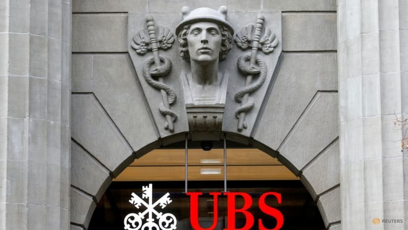 EU fines HSBC, Credit Suisse, others over 'Sterling Lads' forex cartel EU fines HSBC, Credit Suisse, others over 'Sterling Lads' forex cartel