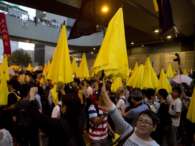 Hong Kong protesters suggest talks with Beijing