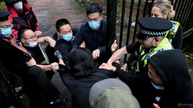 英国要求取消涉曼彻斯特打人案中国官员外交豁免权