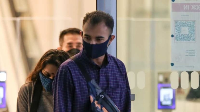 Man jailed for letting unvaccinated person use his TraceTogether app to enter Sentosa bar Man jailed for letting unvaccinated person use his TraceTogether app to enter Sentosa bar