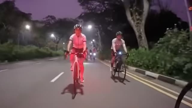 去年起脚车队不能超过五人 交警：至今未发出相关传单