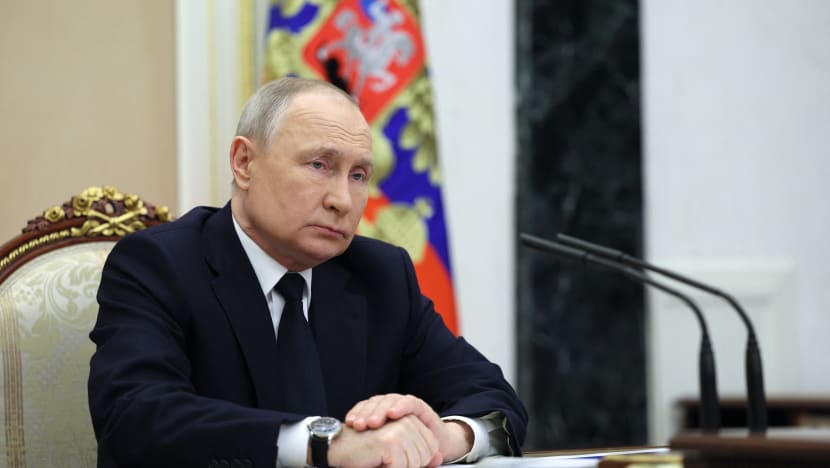 Putin lakukan lawatan mengejut ke 2 wilayah Ukraine dikawal Rusia