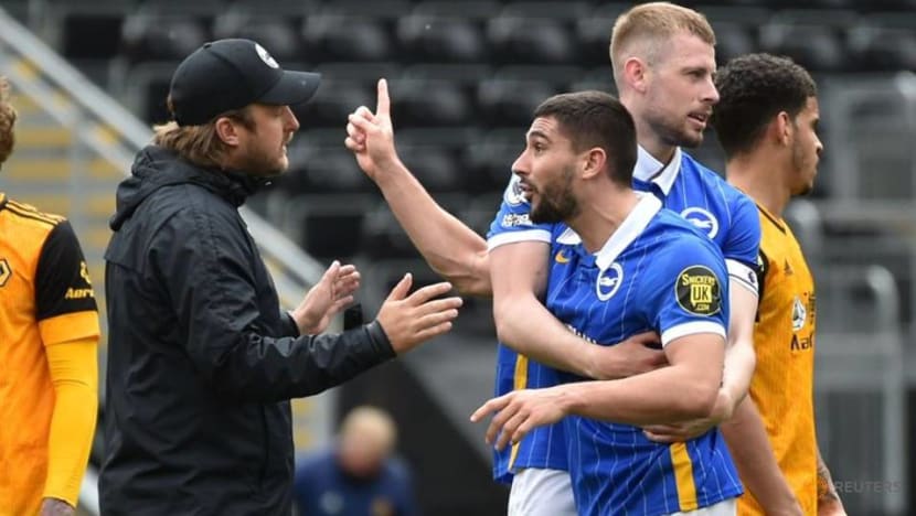 Soccer-Wolves leave it late to beat 10-man Brighton Soccer-Wolves leave it late to beat 10-man Brighton