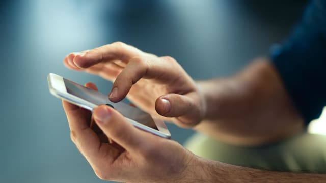 下班后得回复工作讯息 北京女子获赔加班费