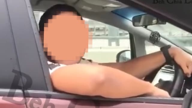 爆粗口男子之妻回应网传新马关卡插队：是她先插队！