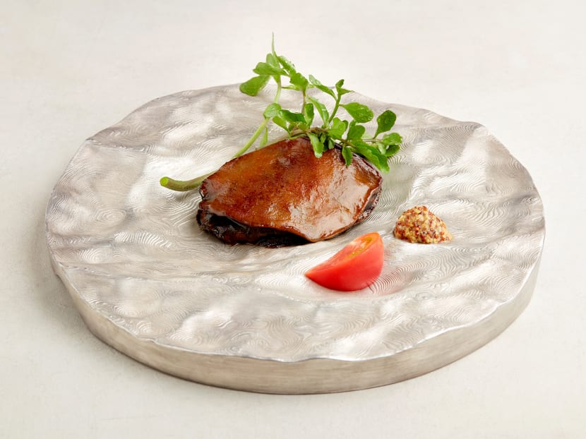 What it's like to dine at the new Singapore outpost of Zeniya, a kaiseki restaurant from Kanazawa, Japan What it's like to dine at the new Singapore outpost of Zeniya, a kaiseki restaurant from Kanazawa, Japan