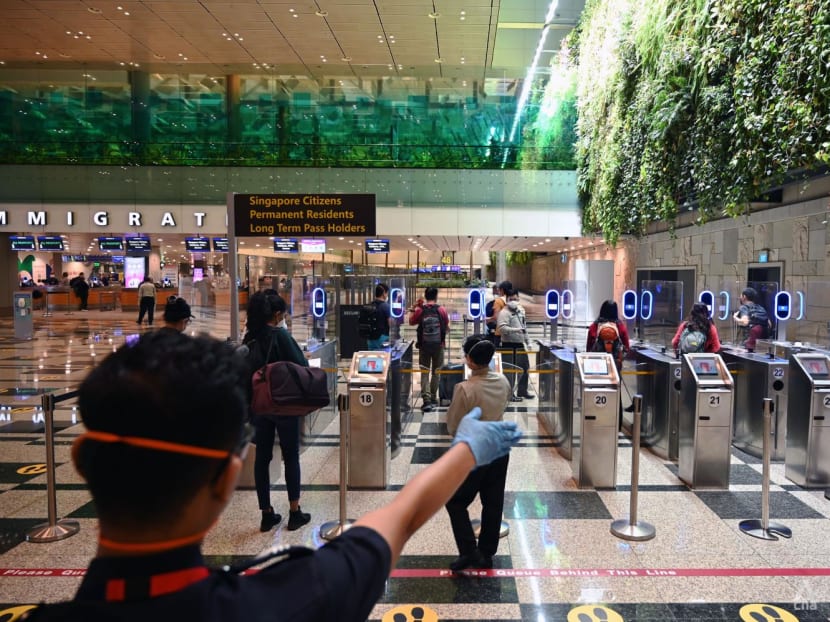 Airlines, travel agencies say customers with confirmed bookings not affected by freeze in new VTL ticket sales Airlines, travel agencies say customers with confirmed bookings not affected by freeze in new VTL ticket sales
