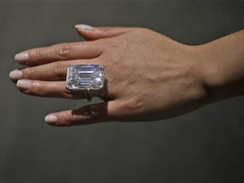 100-carat diamond could bring S$33.8m at auction